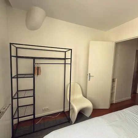 Avec Balcon Appartement Parijs