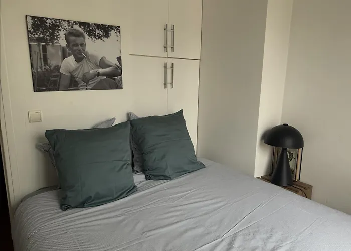 Avec Balcon Apartamento *